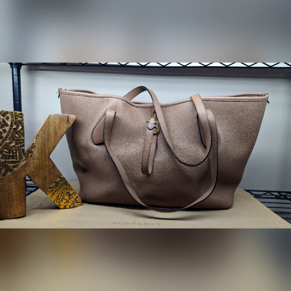 Burberry " Honey Brook" calfskin Tote bag
